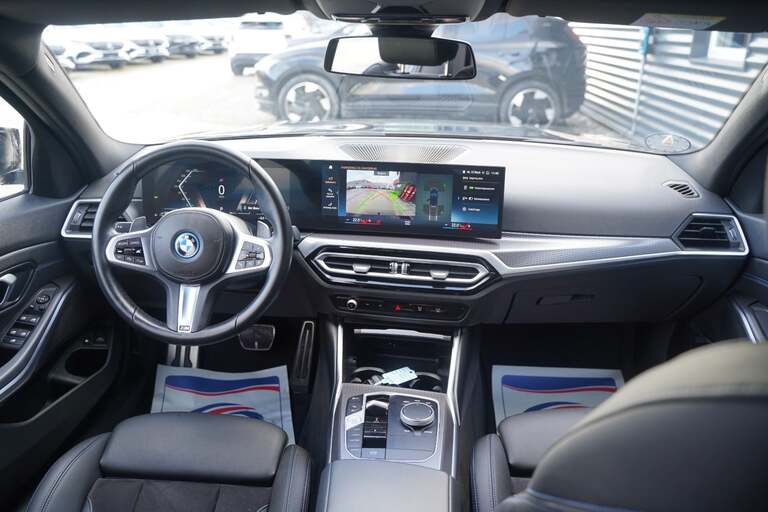 BMW 320e