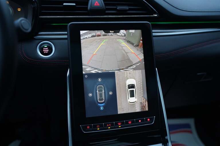 Maxus Euniq6