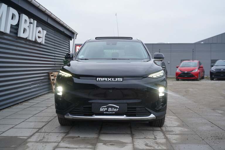 Maxus Euniq6