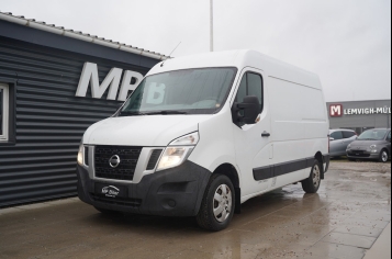 Nissan NV400