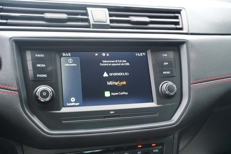 Seat Arona