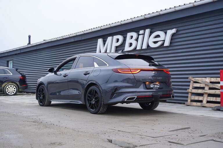 Kia ProCeed
