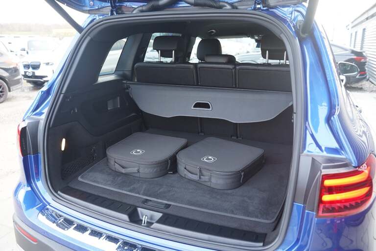 Mercedes EQB300