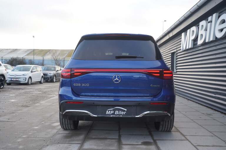 Mercedes EQB300