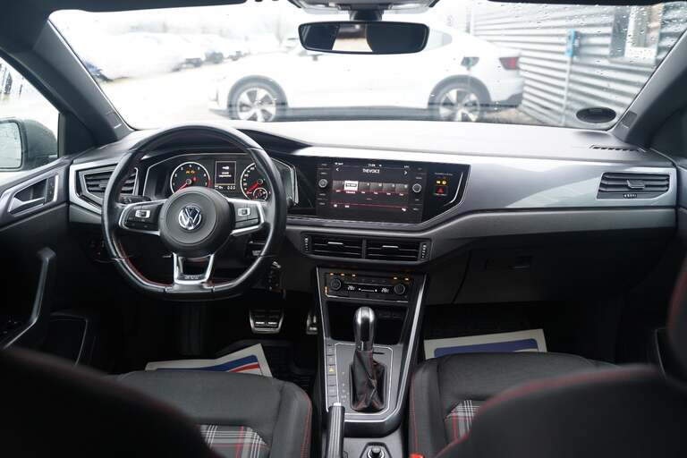 VW Polo