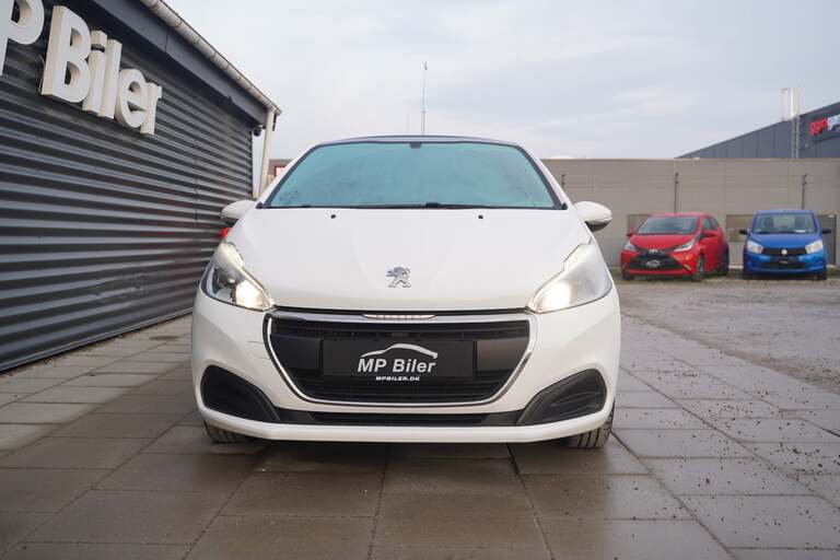 Peugeot 208