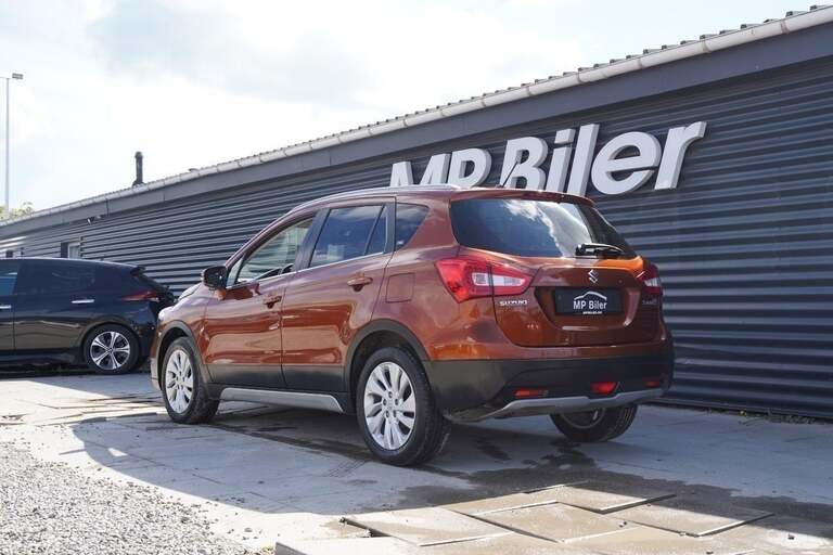 Suzuki S-Cross