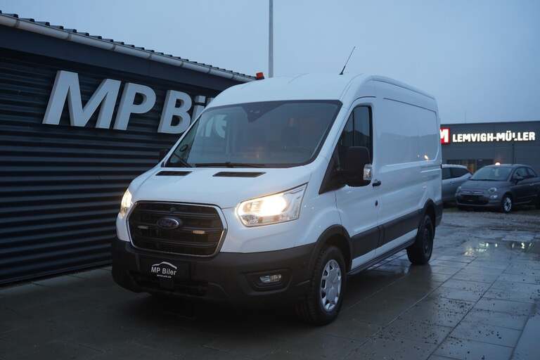 Ford Transit 350 L2 Van
