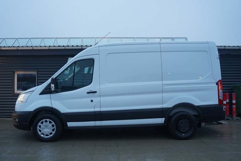 Ford Transit 350 L2 Van