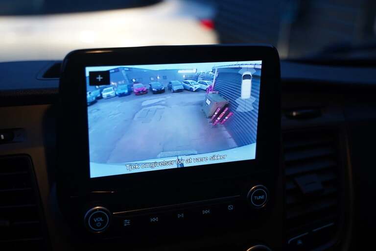 Ford Transit 350 L2 Van