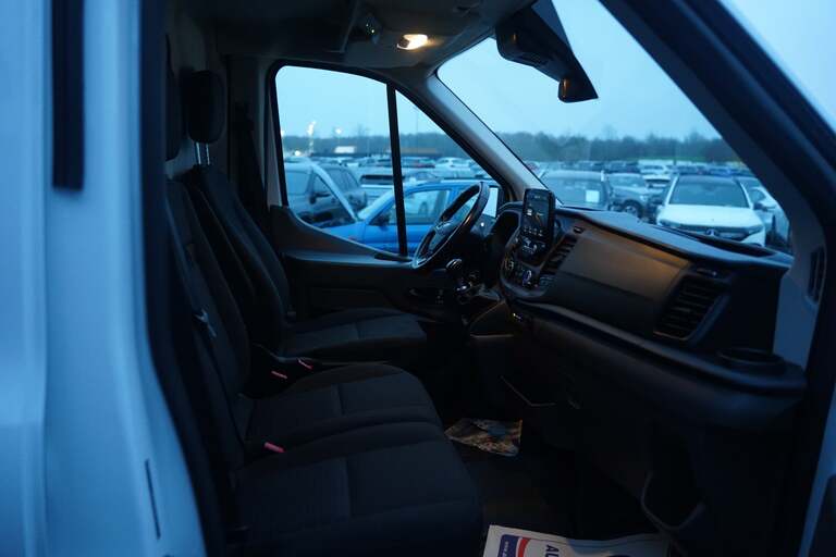 Ford Transit 350 L2 Van