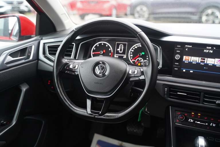 VW Polo