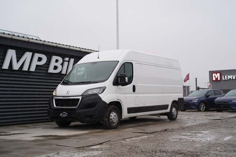Peugeot Boxer 335