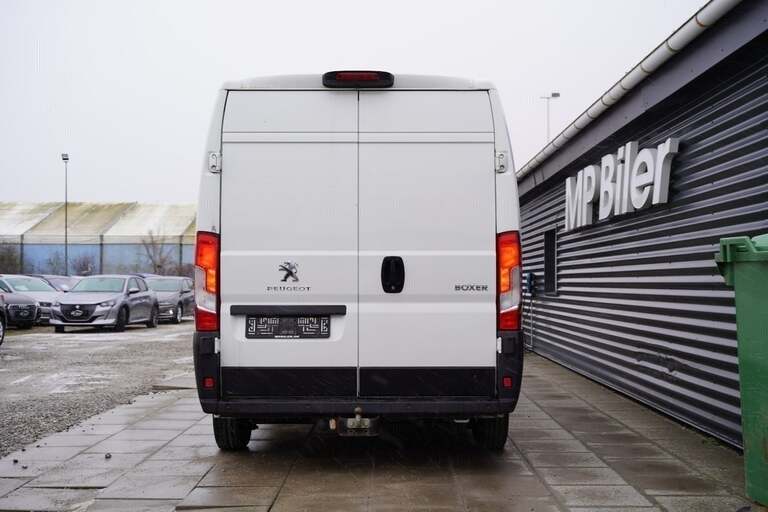 Peugeot Boxer 335