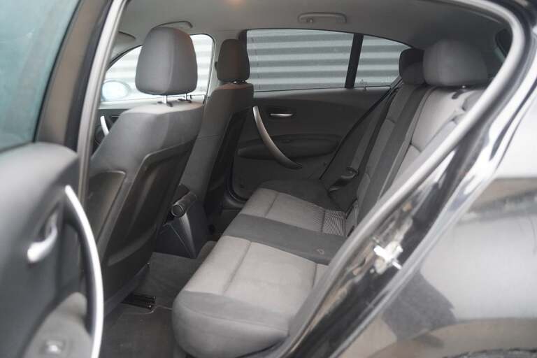 BMW 120i
