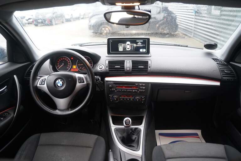 BMW 120i