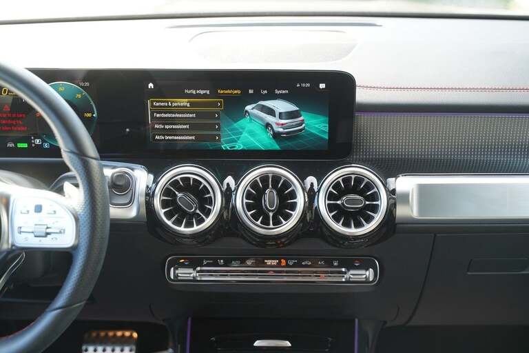 Mercedes EQB350