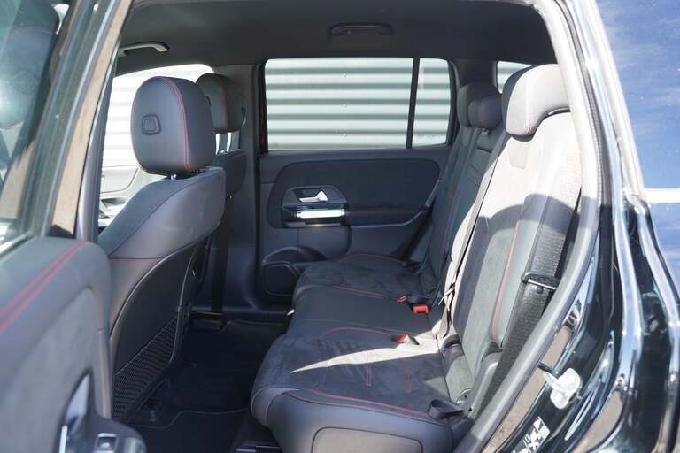 Mercedes EQB350