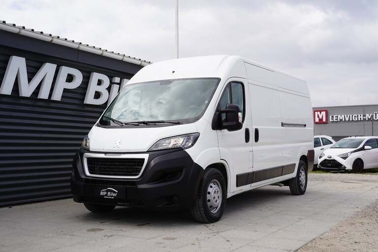 Peugeot Boxer 335