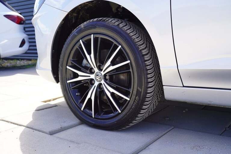 MG 5