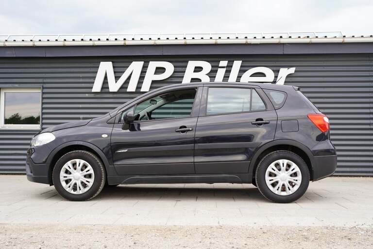 Suzuki S-Cross