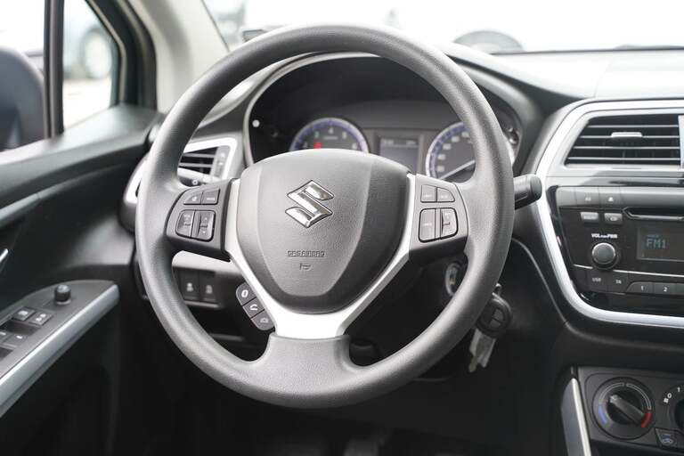 Suzuki S-Cross