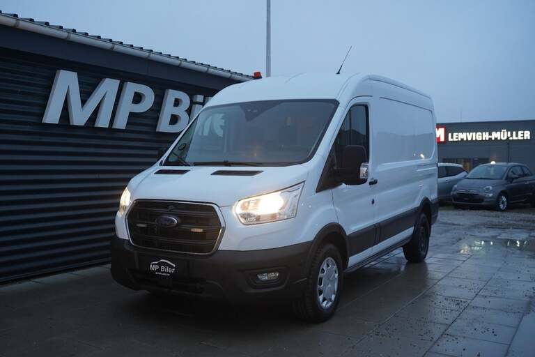 Ford Transit 350 L2 Van