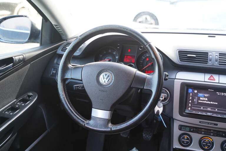VW Passat