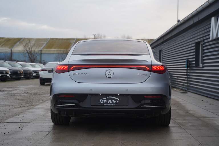 Mercedes EQE500