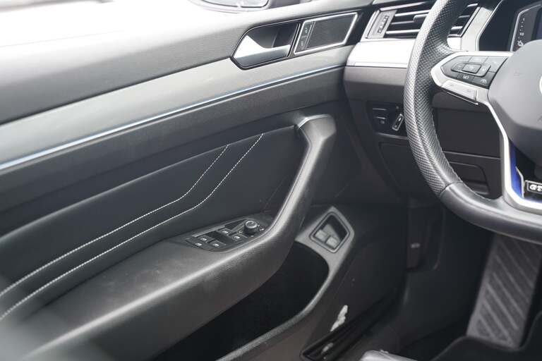 VW Passat