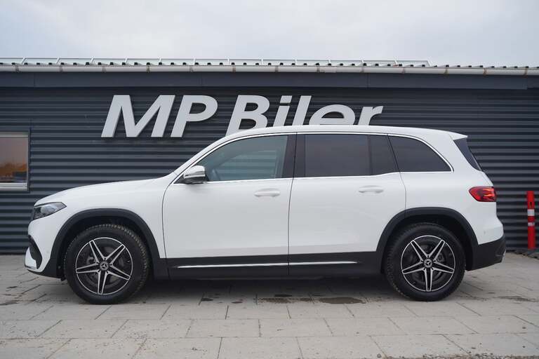 Mercedes EQB250+