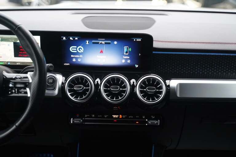 Mercedes EQB250+