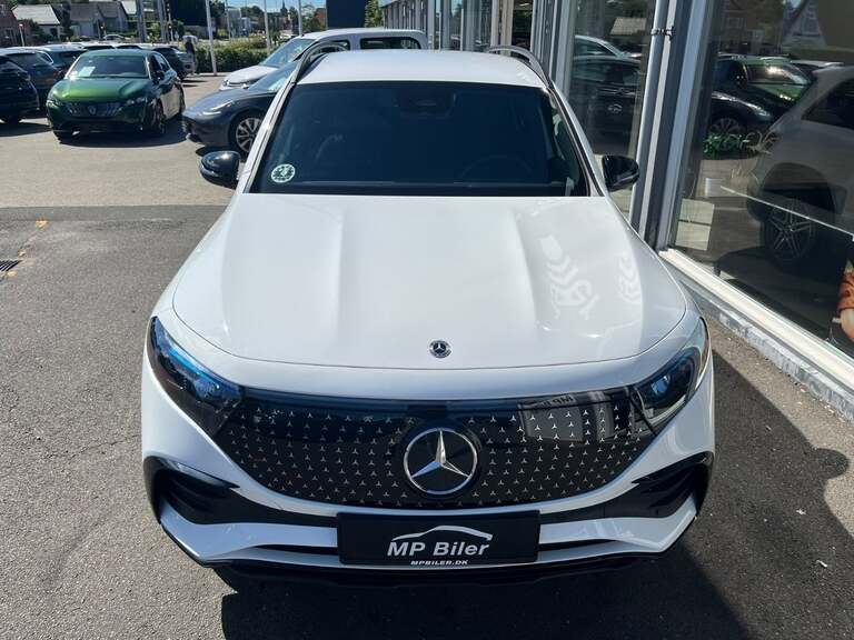 Mercedes EQB300