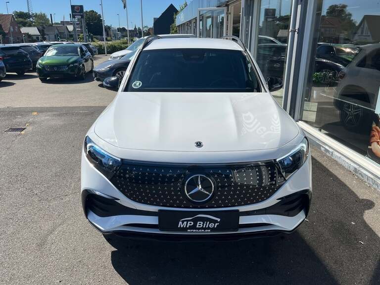 Mercedes EQB300