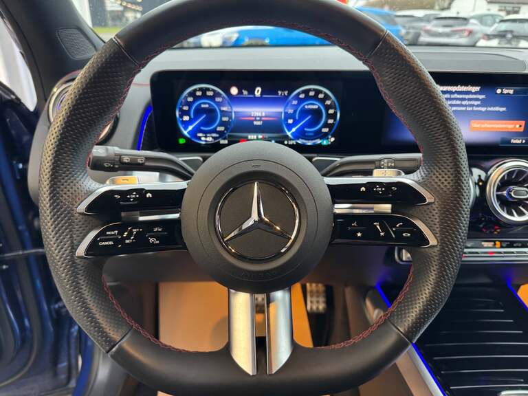 Mercedes EQB300