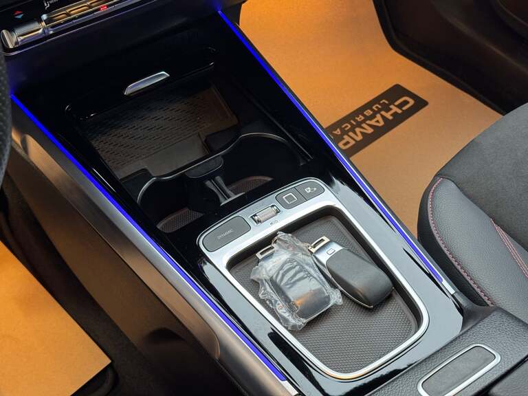 Mercedes EQB300