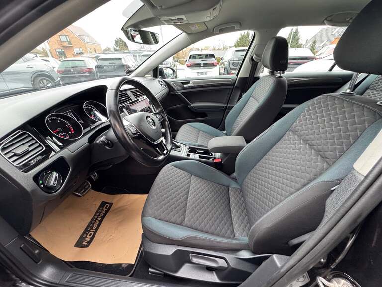 VW Golf VII