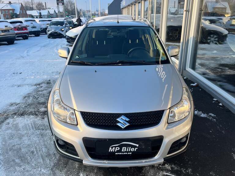 Suzuki SX4
