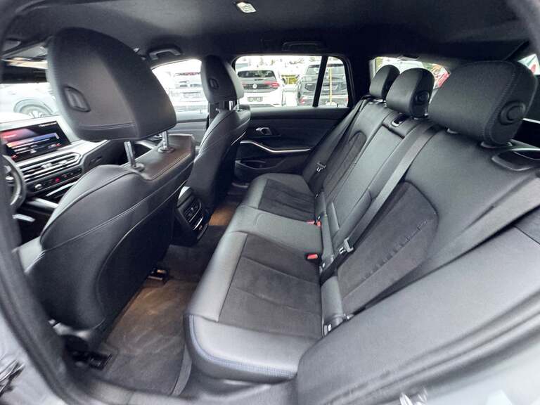BMW 320e