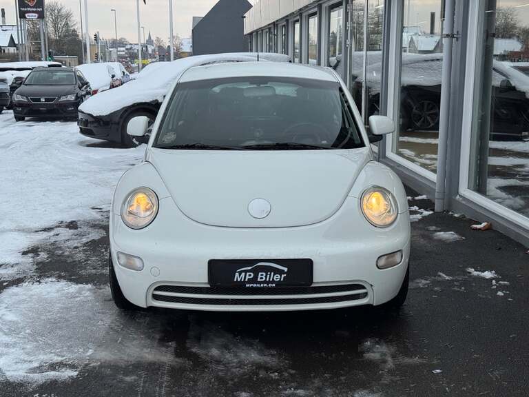 VW New Beetle