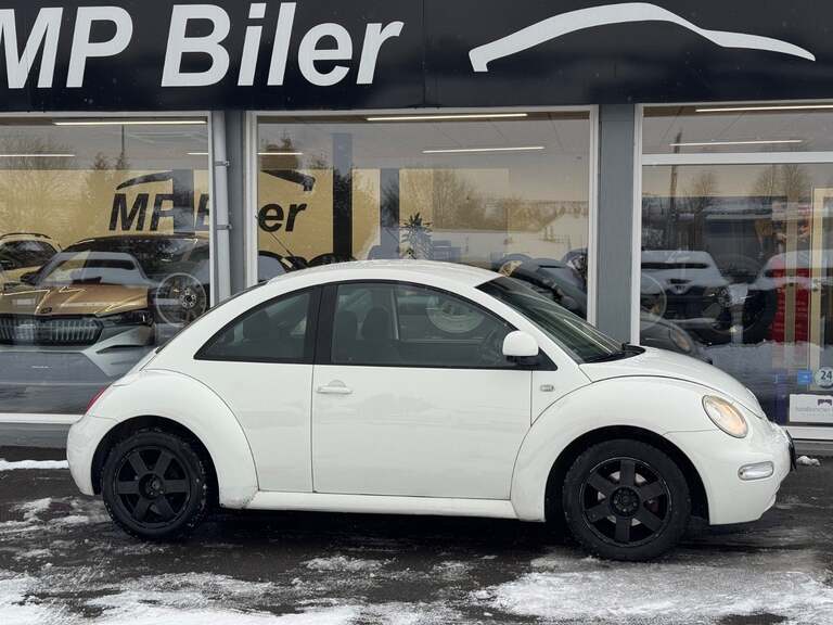 VW New Beetle