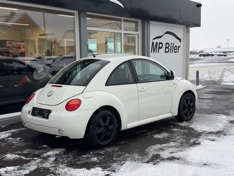 VW New Beetle