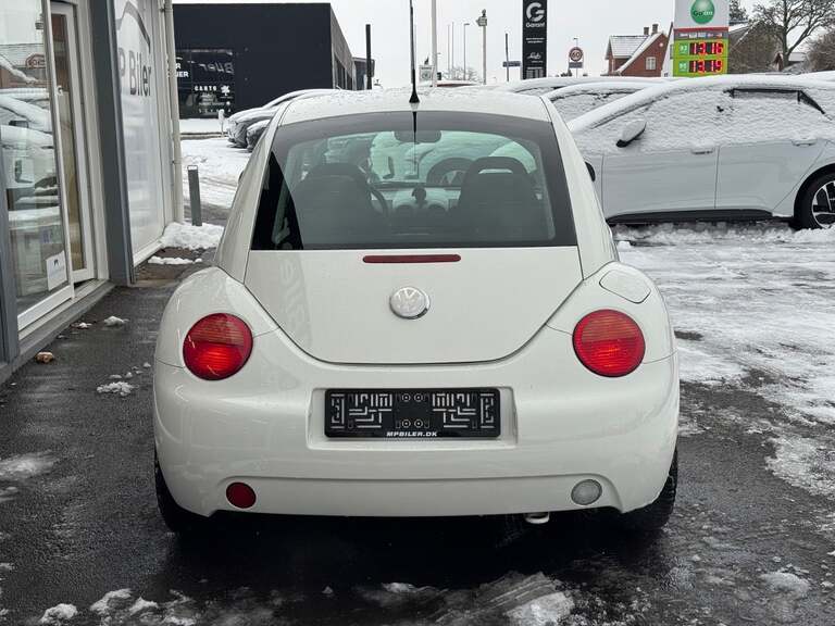 VW New Beetle