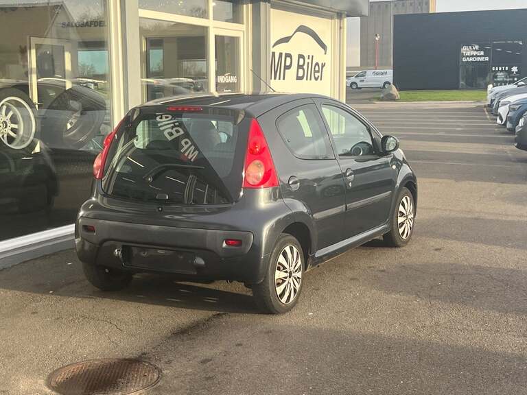 Peugeot 107