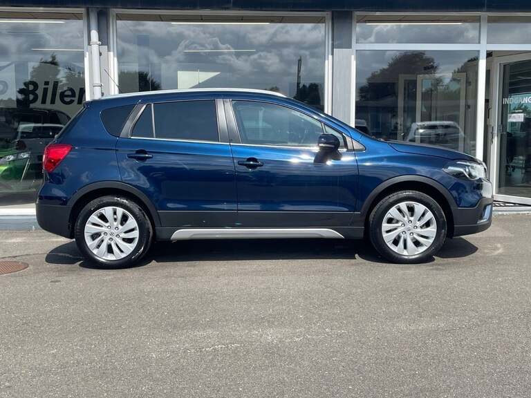 Suzuki S-Cross