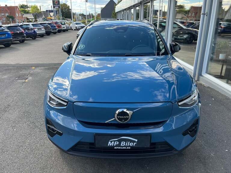Volvo EX40