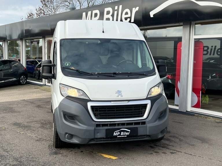 Peugeot Boxer 330