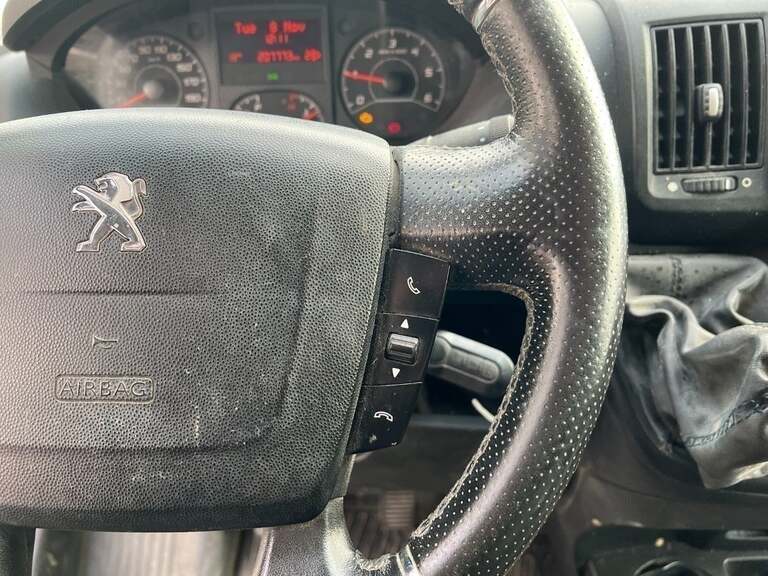 Peugeot Boxer 330