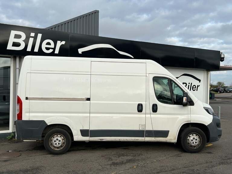 Peugeot Boxer 330