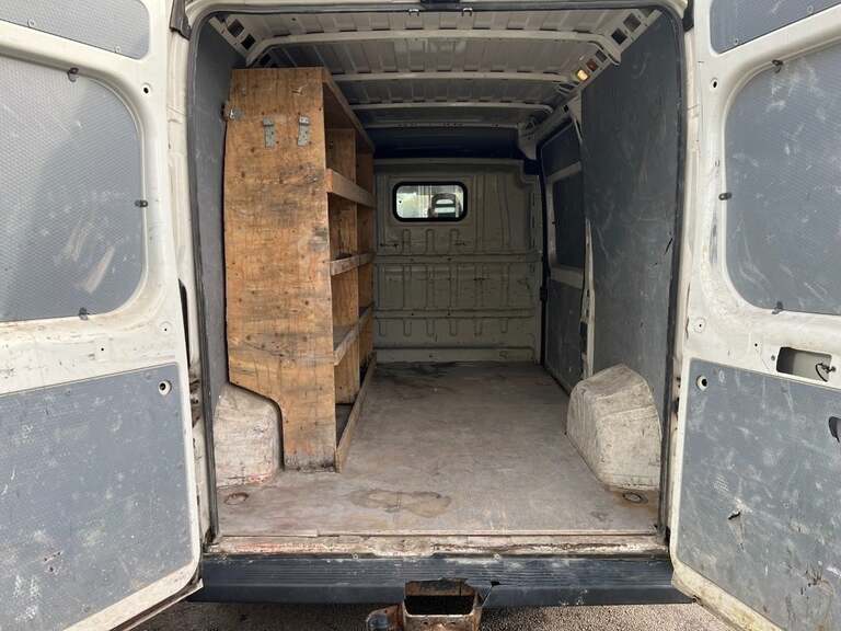 Peugeot Boxer 330